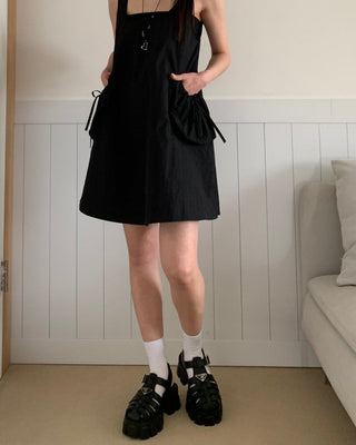 U-collar loose sporty dress