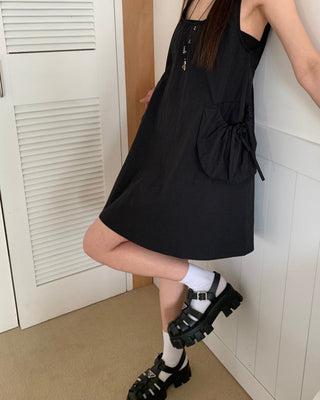 U-collar loose sporty dress