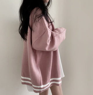 Oversized long -sleeved knitted cardigan