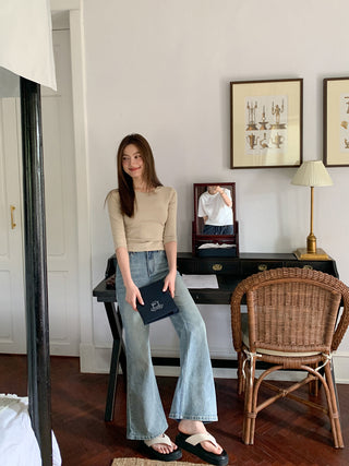 Light skinny jeans