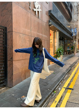 Pleated bootcut pants