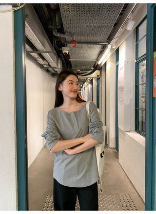 Pleated bootcut pants