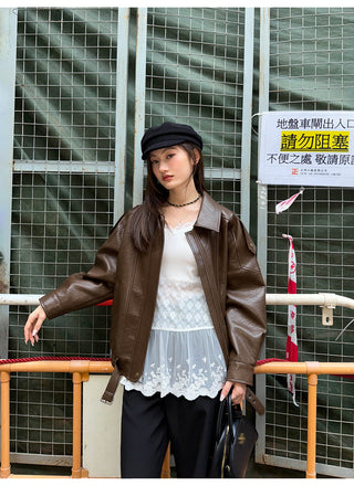 Pleated bootcut pants