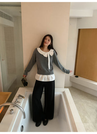 Pleated bootcut pants
