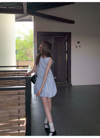 Bow embroidery dress