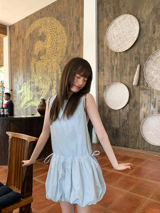 Bow embroidery dress