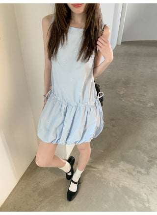 Bow embroidery dress