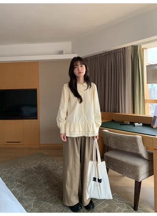 Doll ruffle shirt