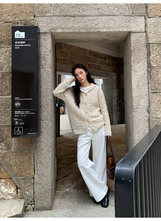 White straight jeans