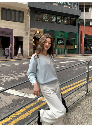 White straight jeans