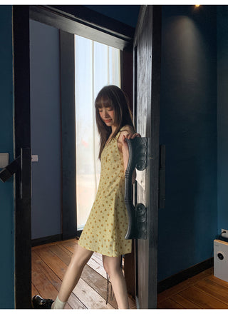 V-neck slim vest dress