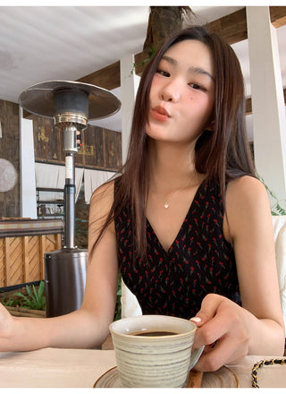 V-neck slim vest dress