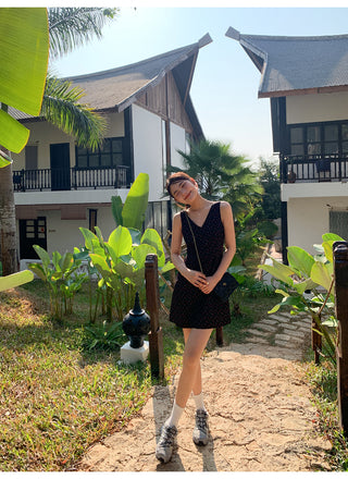 V-neck slim vest dress
