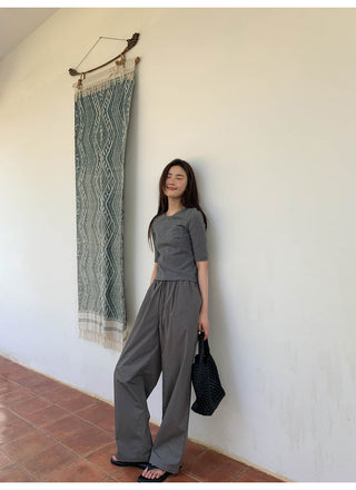 Wide leg trousers