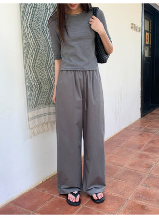 Wide leg trousers