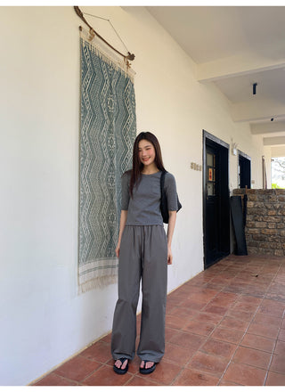 Wide leg trousers