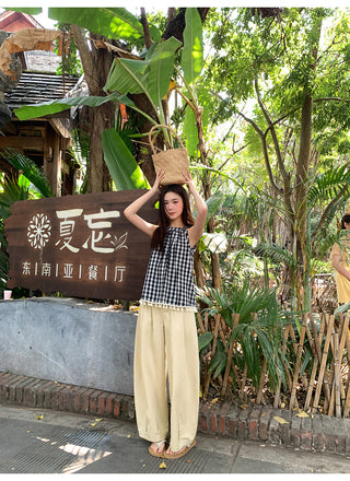 Pleated lantern pants