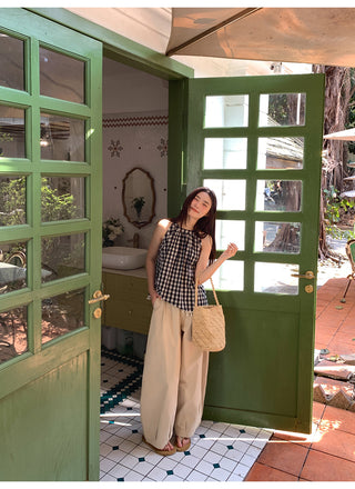 Pleated lantern pants