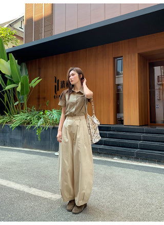 Pleated lantern pants
