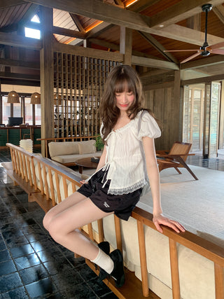 Lace strap shirt
