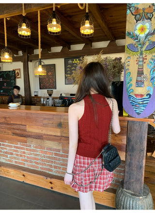 Twisted halter knit vest
