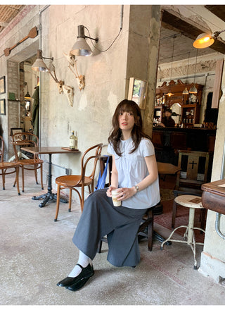 Stand collar pleated blouse