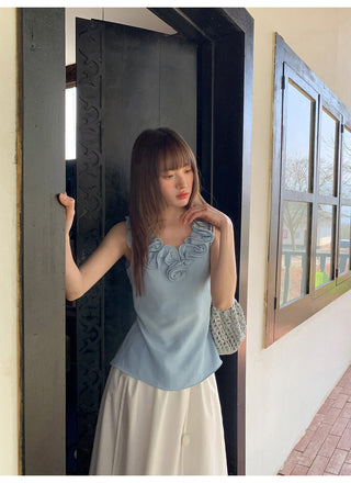 Floral V-neck knit vest