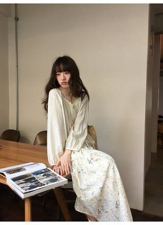 Embroidered A-line skirt