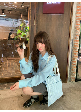 Minimal long sleeve shirt