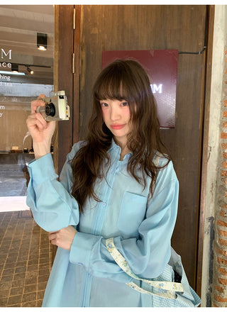 Minimal long sleeve shirt
