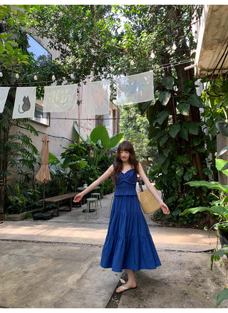 Fly sleeve dress
