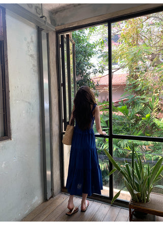Fly sleeve dress