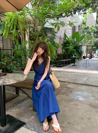 Fly sleeve dress