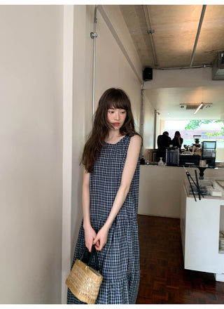 V-back plaid dress