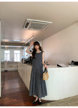 V-back plaid dress