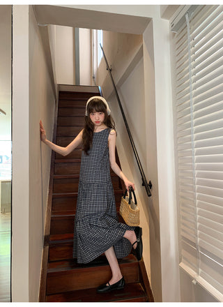 V-back plaid dress