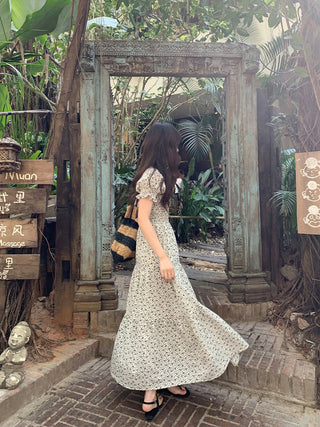 Puff sleeve floral dress