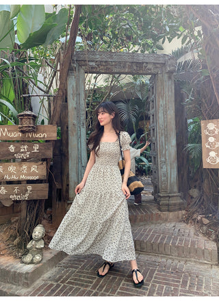 Puff sleeve floral dress
