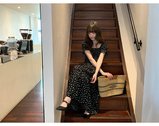 Puff sleeve floral dress