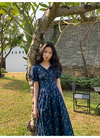 Puff V-neck dress