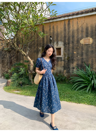 Puff V-neck dress