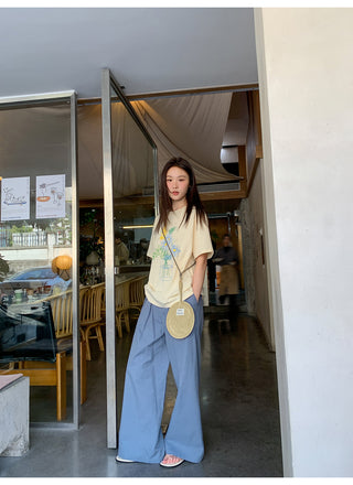 Pleated wide-leg pants