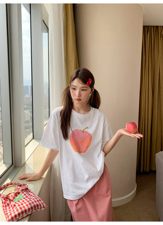 apple print tee