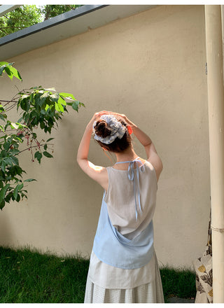 contrast halter vest