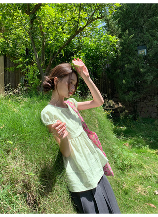 doll neck shirt