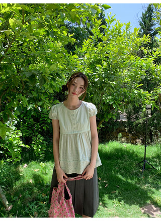 doll neck shirt