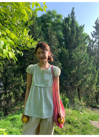 doll neck shirt