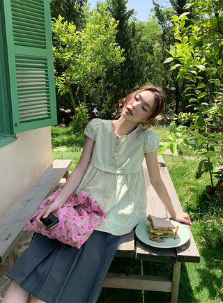 doll neck shirt