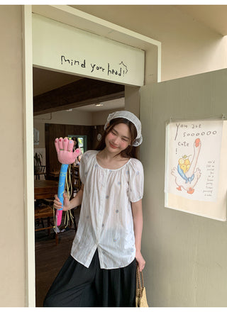 embroidered round neck