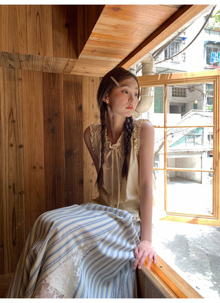 sleeveless casual shirt